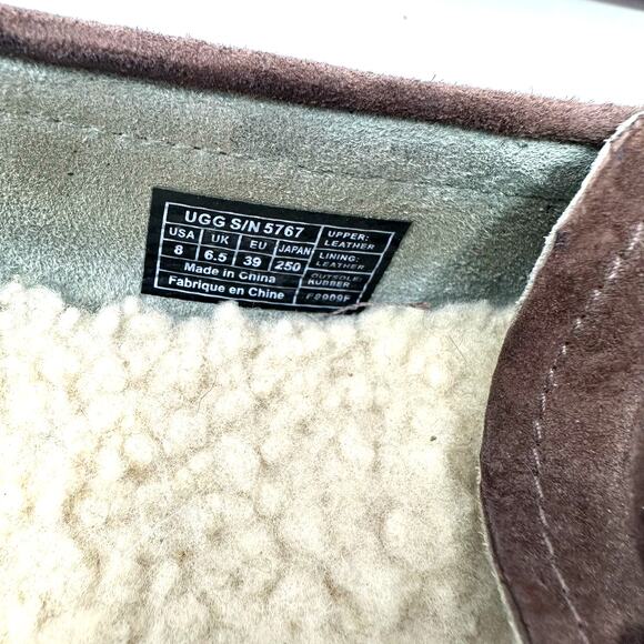 UGG Size 8‎ Slip On Brown Leather Sherpa Lined Buckle Flats Tread Moccasins - Picture 7 of 9